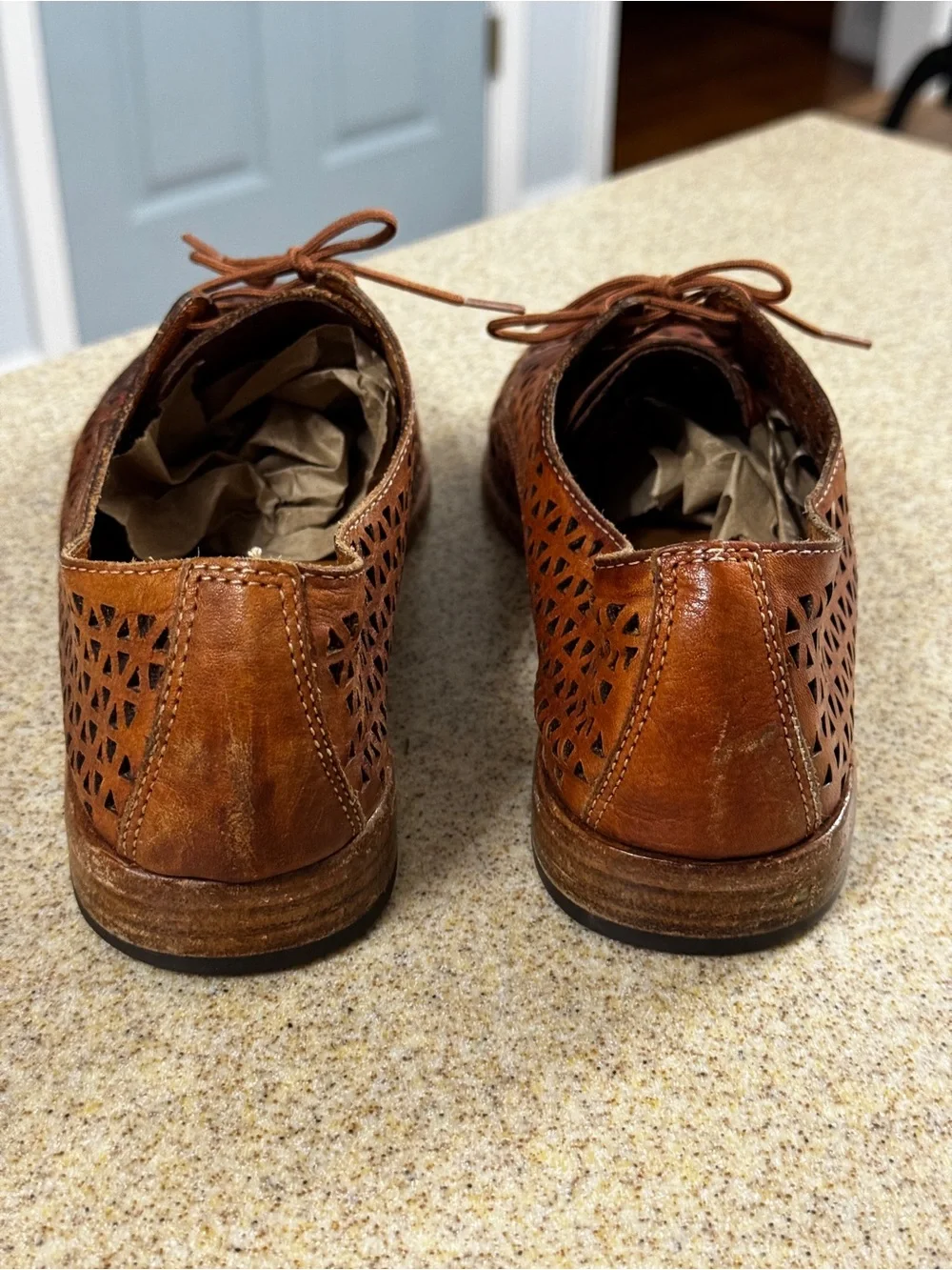Patricia Nash Sophia Brown Perforated Leather Oxford Flats 8 Lace Up Shoes
